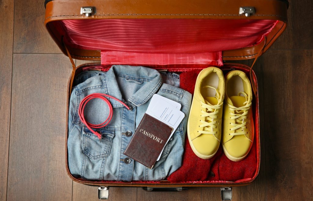Puis-je mettre des chaussures dans mon bagage cabine ? Voici la réponse !
