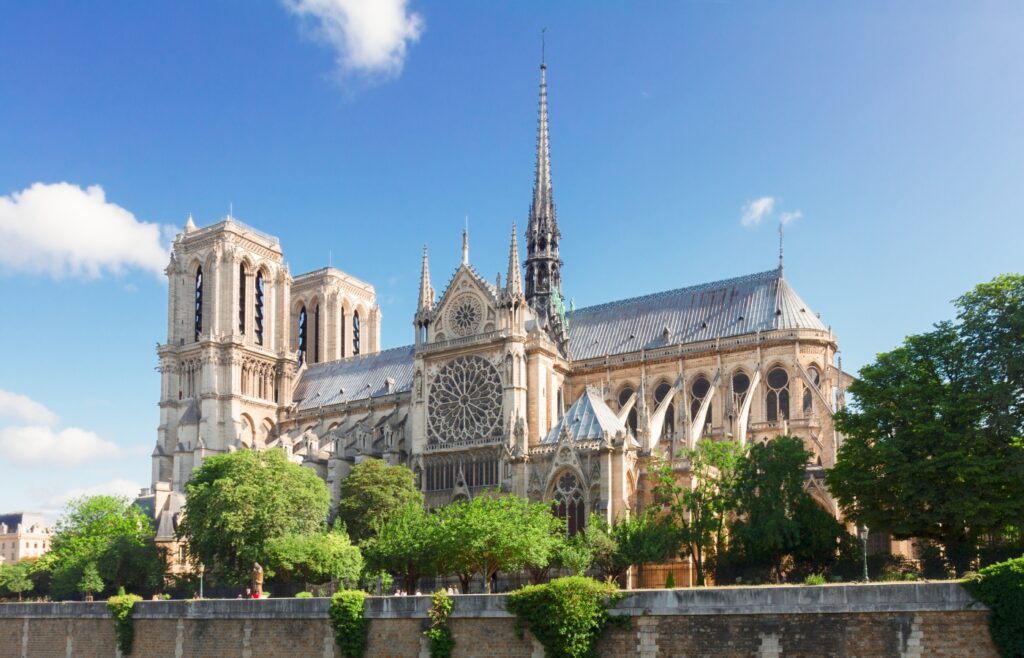 Les majestueuses cathédrales de France : Top 4 des édifices incontournables