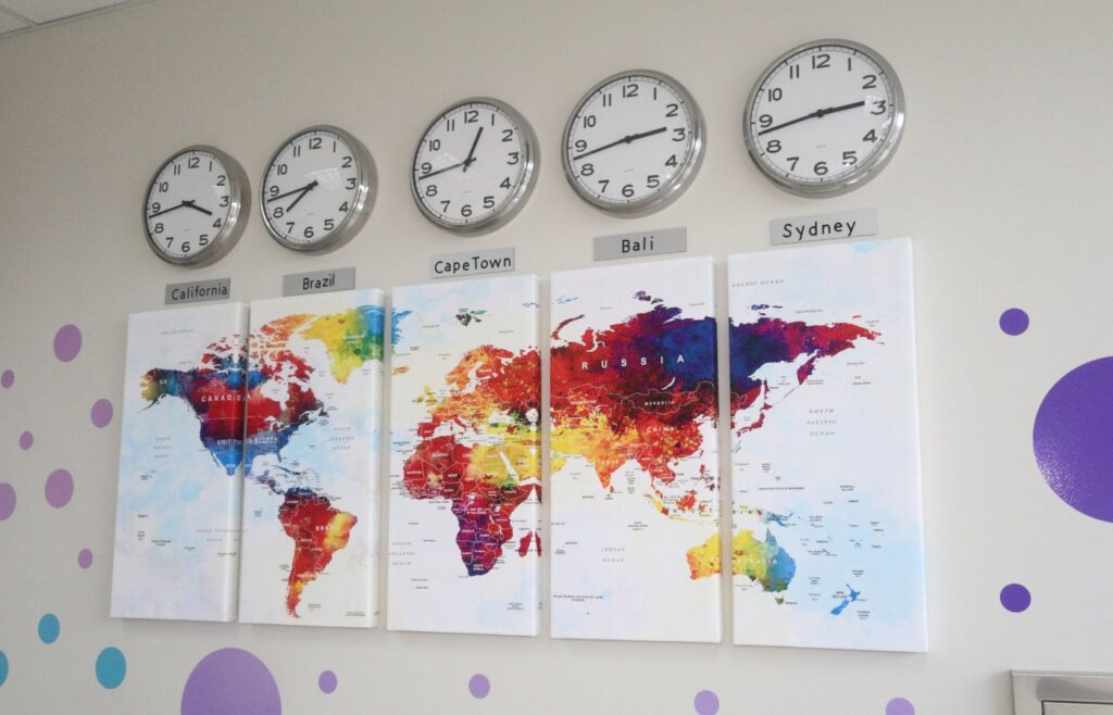 Voyagez à l'autre bout du monde : Comment affronter les 12 heures de décalage horaire ?