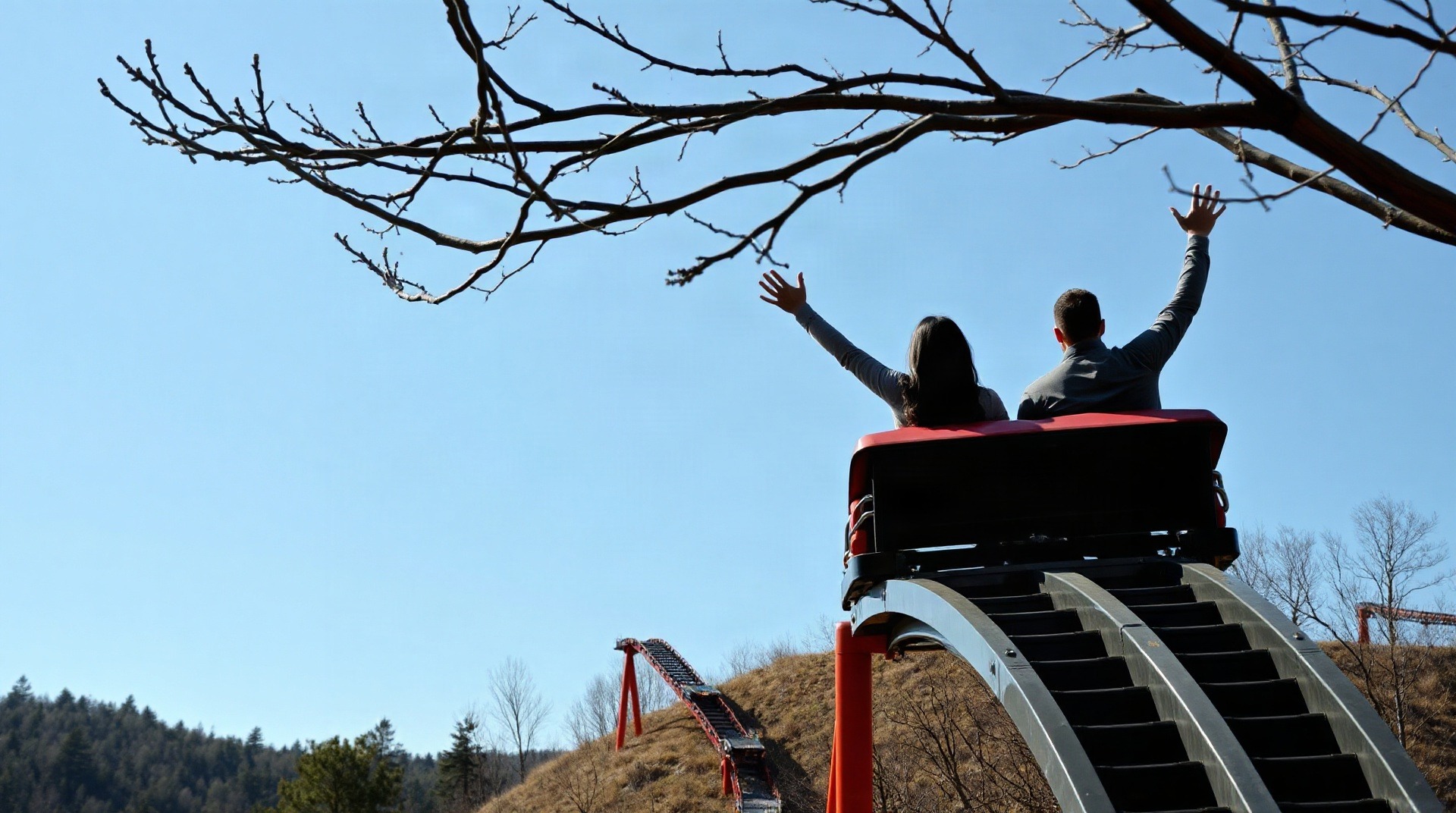 Famille dans une attraction de parc d'attractions en Rhône-Alpes