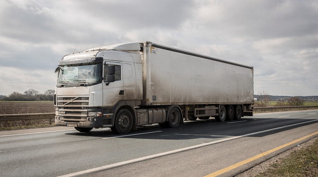 Itinéraire Poids Lourds : 7 Erreurs de Planification qui Coûtent Cher aux Transporteurs